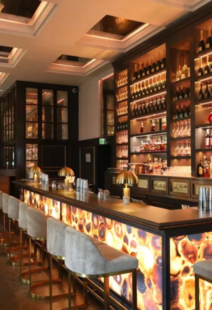 Balthazar Bar