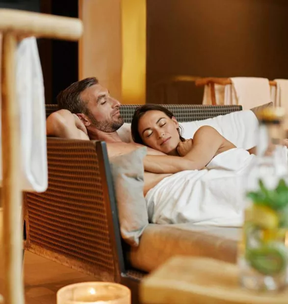 ROMANTIC GETAWAY 