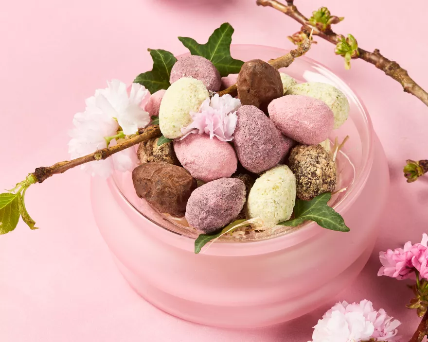 Maison Easter Eggs